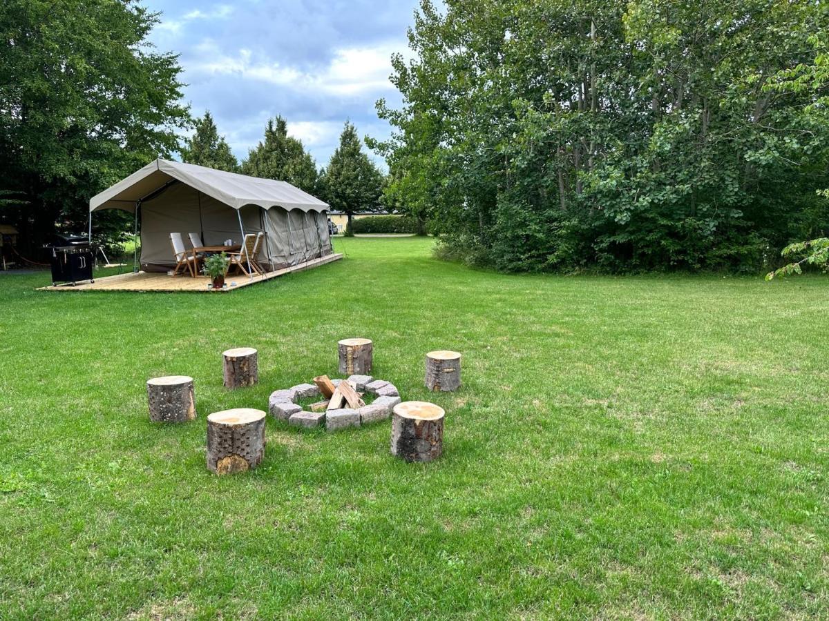 Lango Feriecenter - Outdoor Lodge ナクスコウ エクステリア 写真